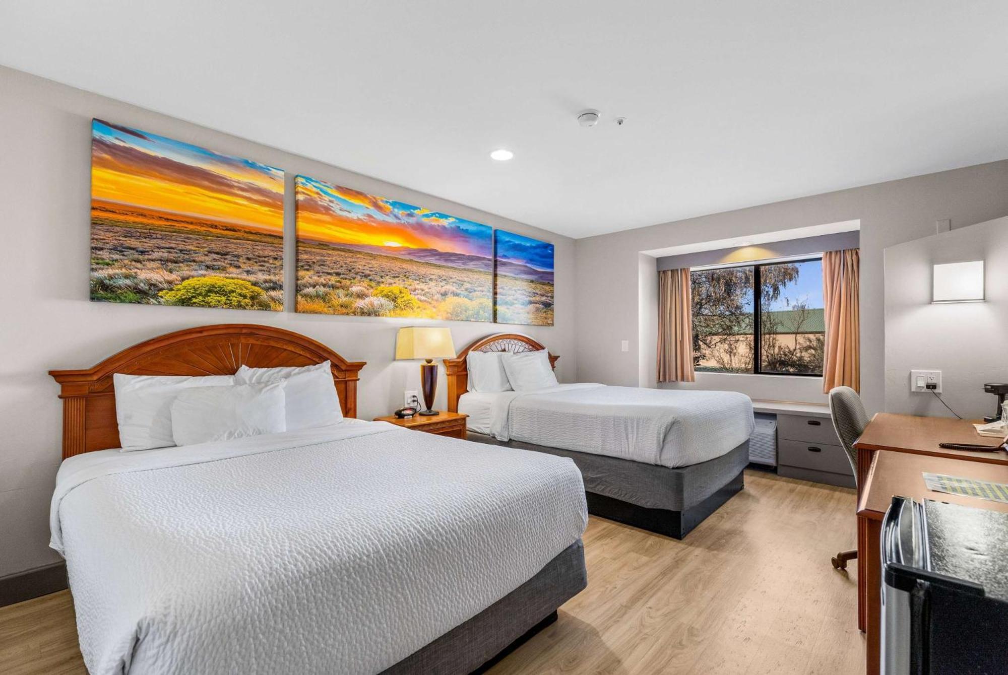 Days Inn By Wyndham Camp Verde Arizona Exterior photo